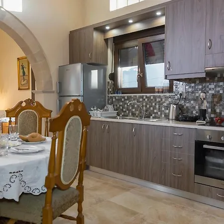 Liana's House Casa vacanze Vryses